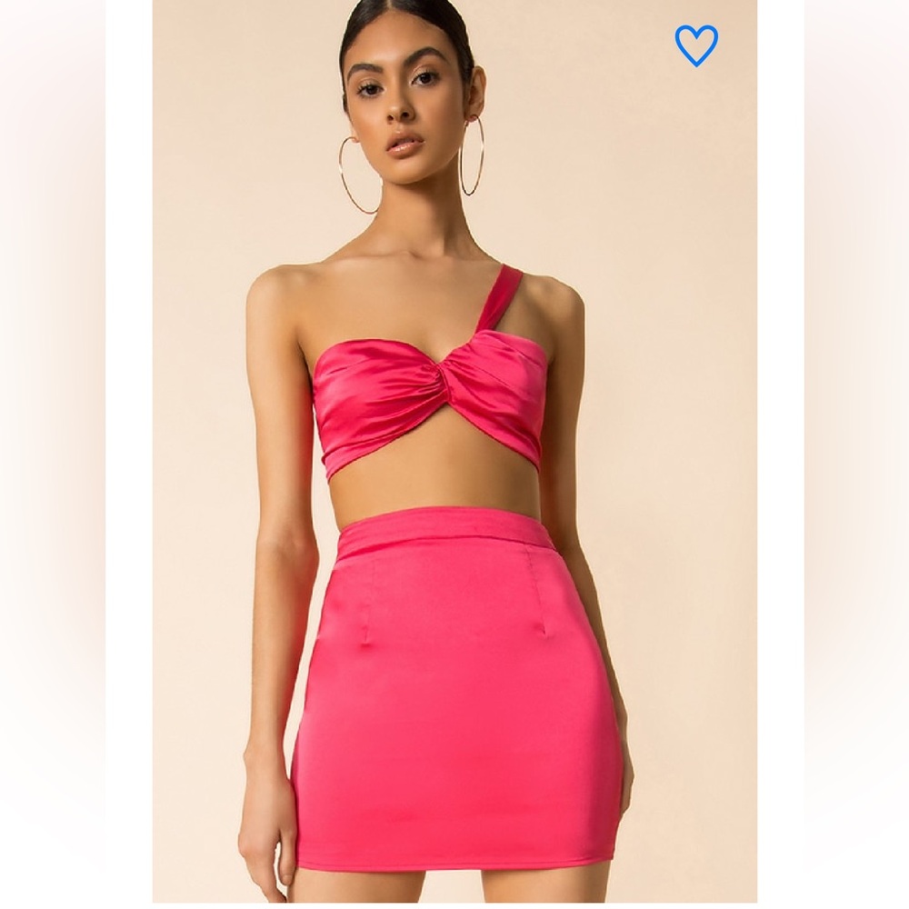 SUPERDOWN SATIN SET